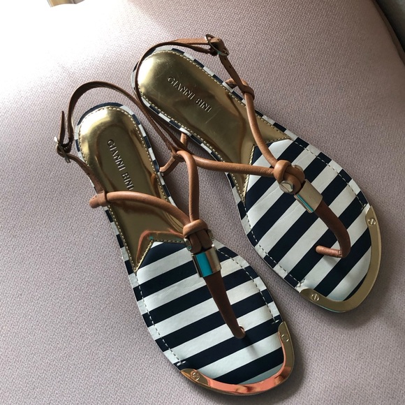 Gianni Bini Leather Navy Blue & Gold Tong Adjustable Ankle Strap Sandals 9.5 - Picture 2 of 16